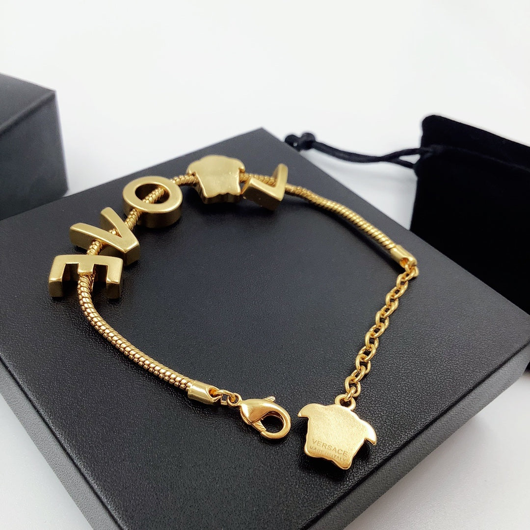 1YV466KDE Stylish Bracelets