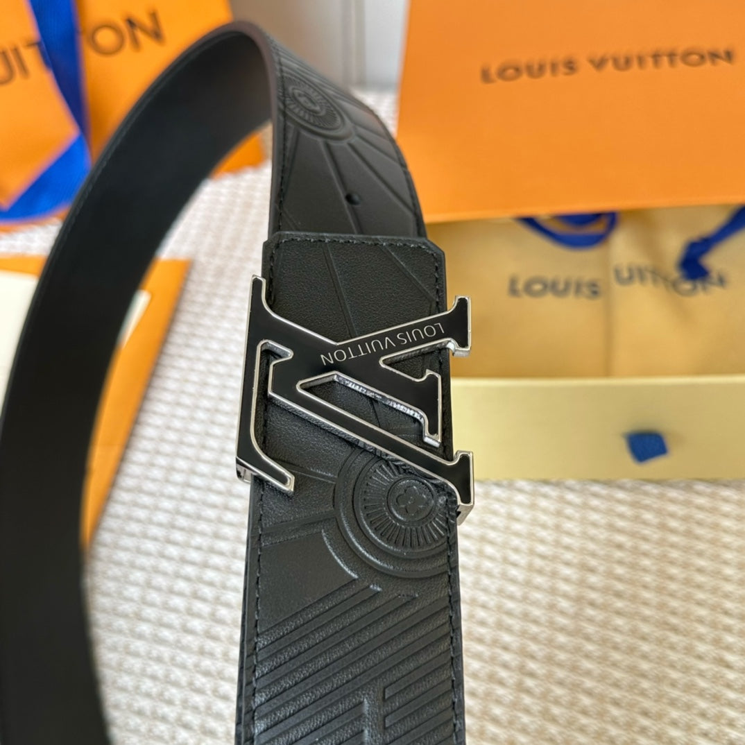 14E48PDE Stylish High quality belt With full package