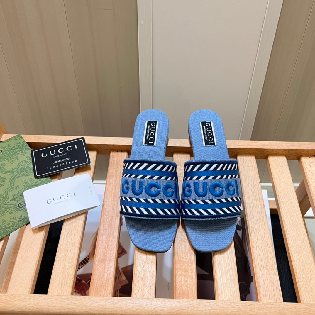 14B6ZDE Stylish Slippers