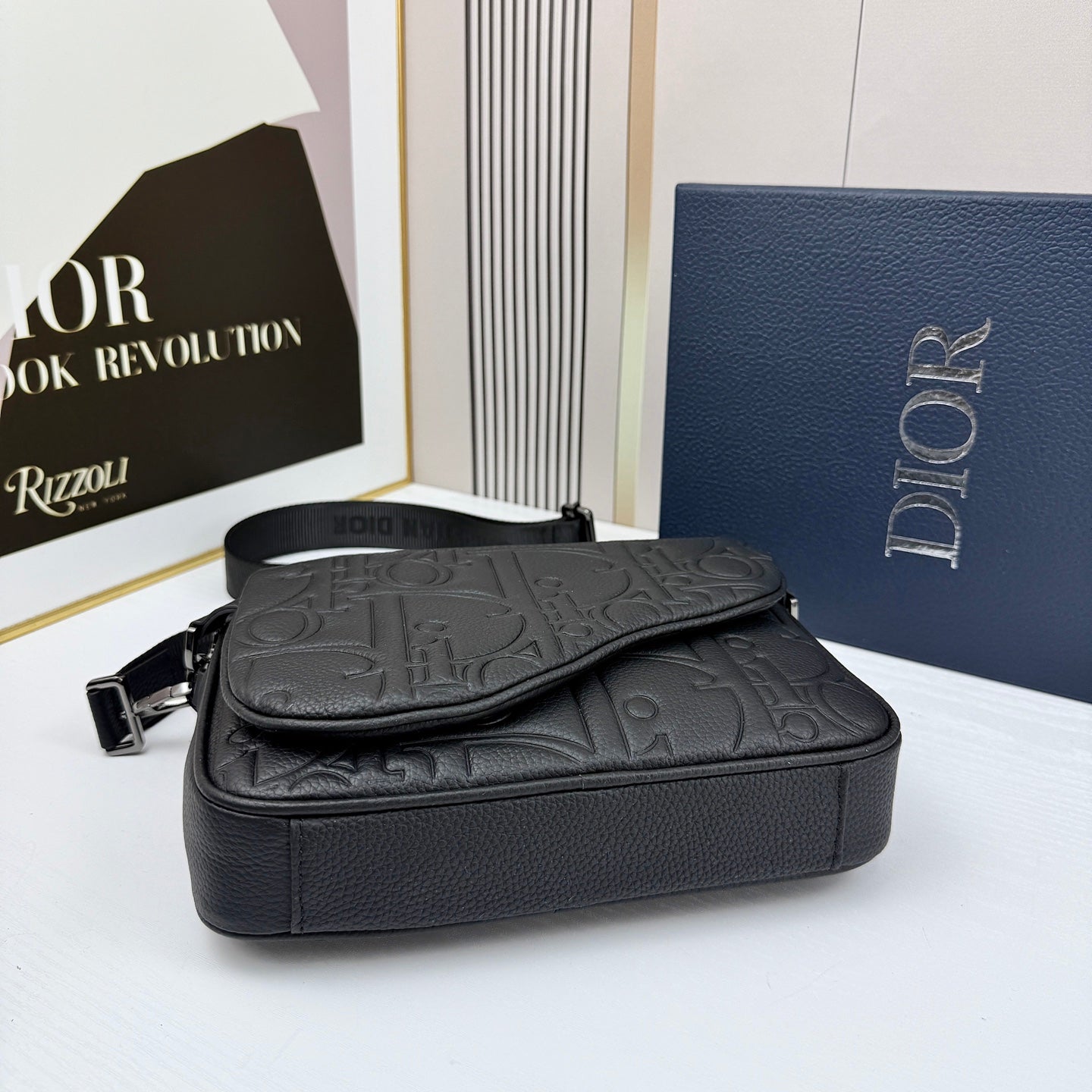 15RD66BDE Stylish bag