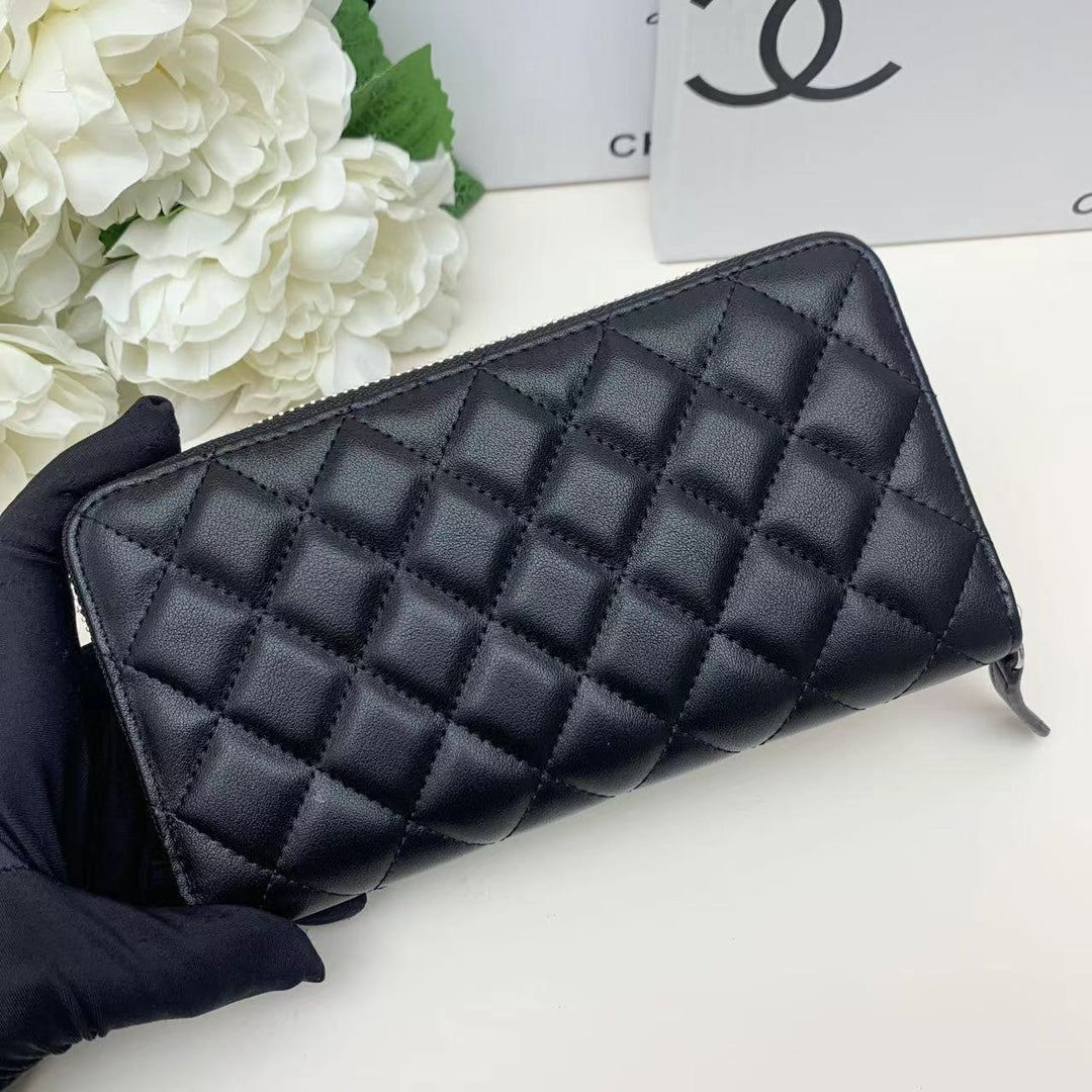 15RC85BDE Stylish leather bag
