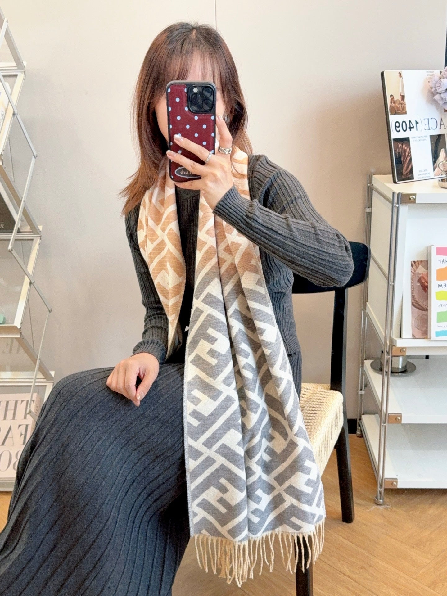 175RF39WDE Stylish Winter Scarves