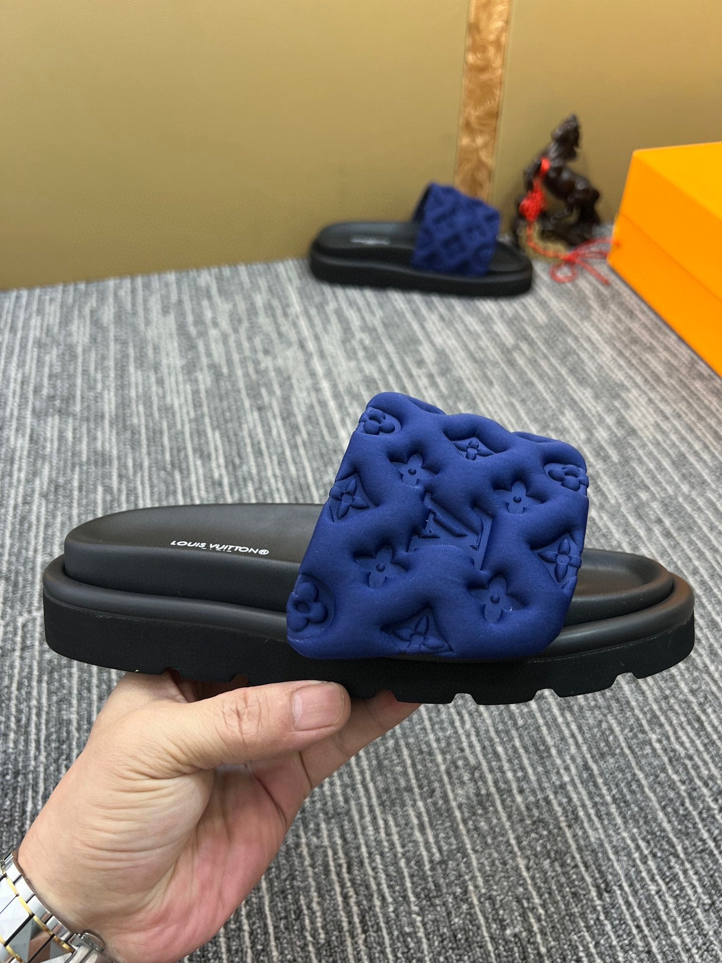 5XE119ZDE Stylish leather quality Slippers