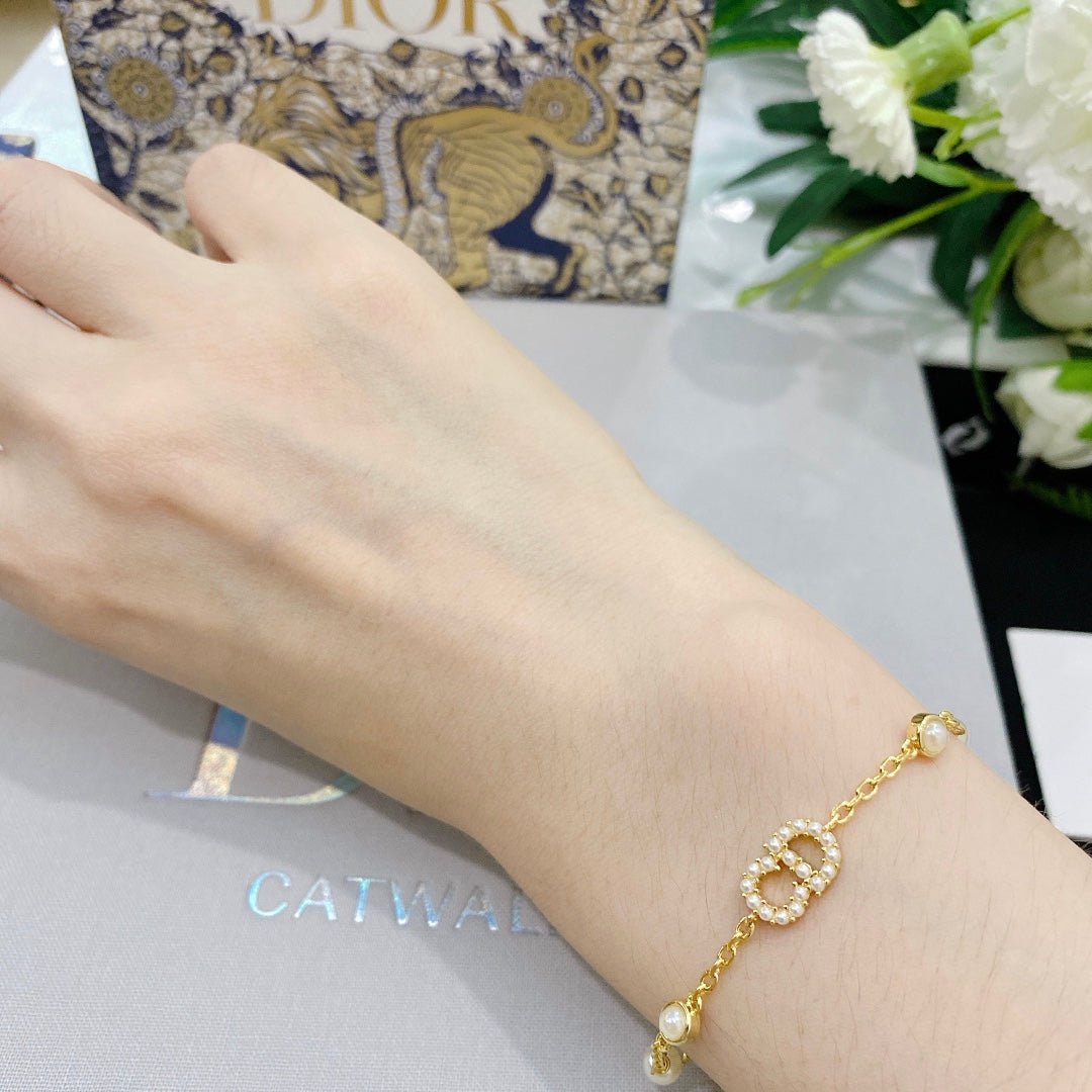 14D251XDE Stylish Rings Earring Bracelets Necklaces