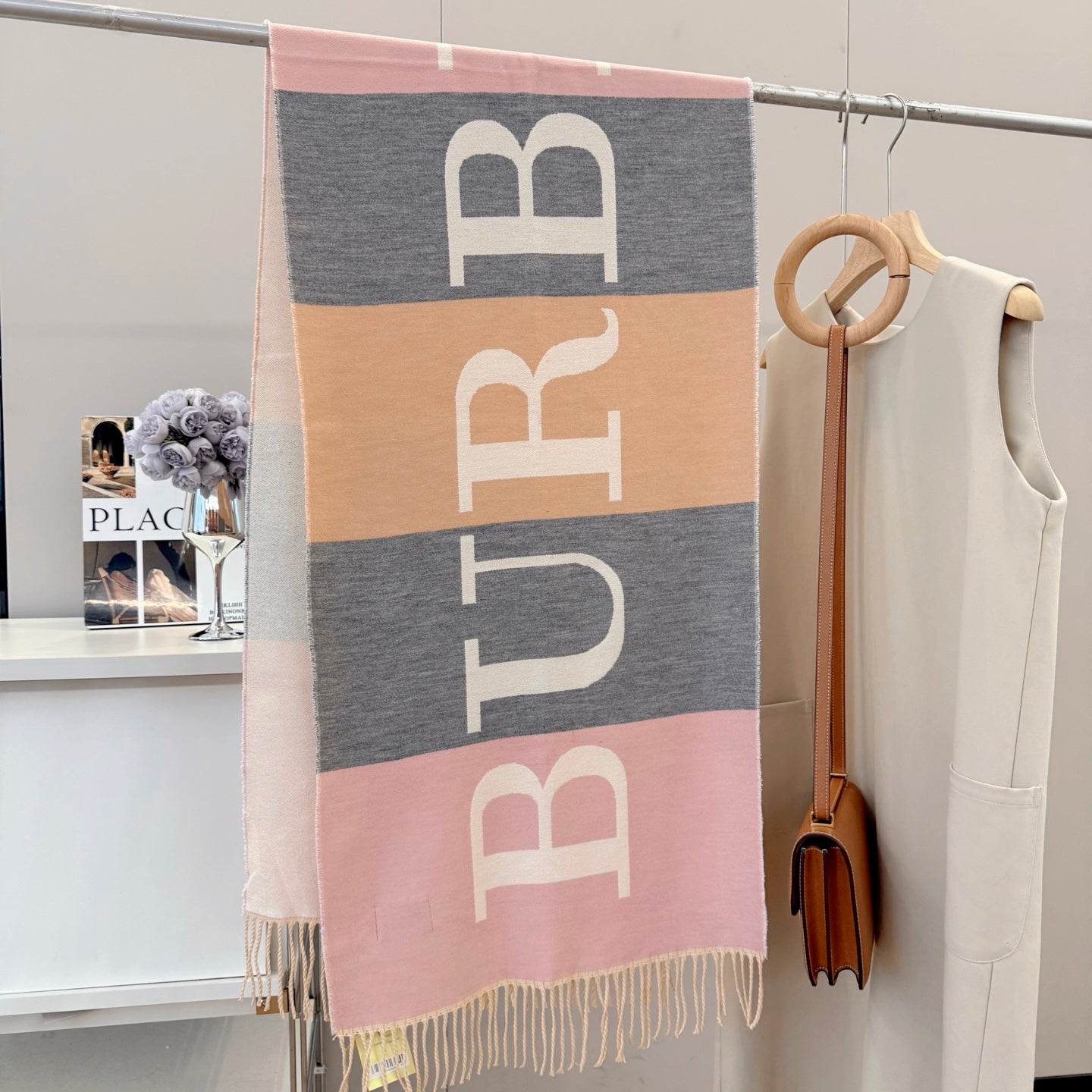 175RR16WDE Stylish Winter Scarves