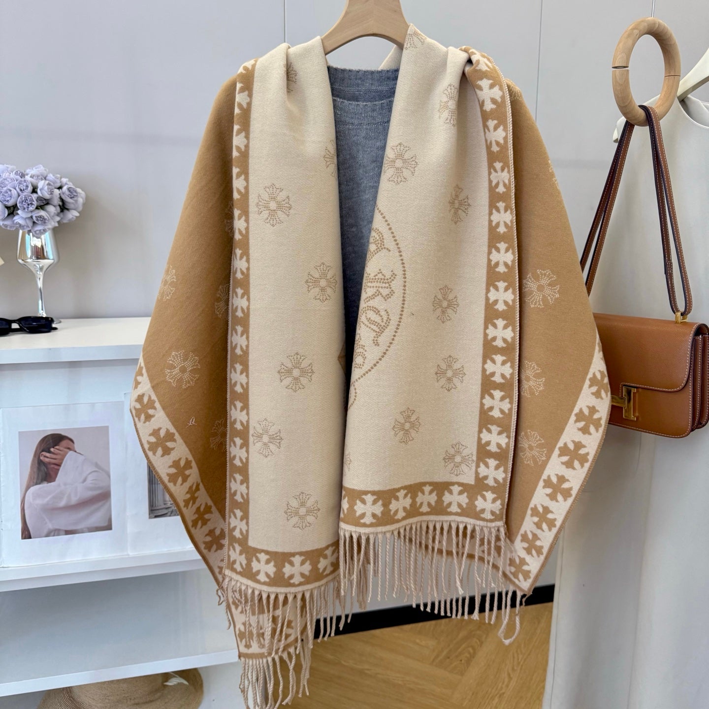 185ZA33WDE Stylish Winter Scarves