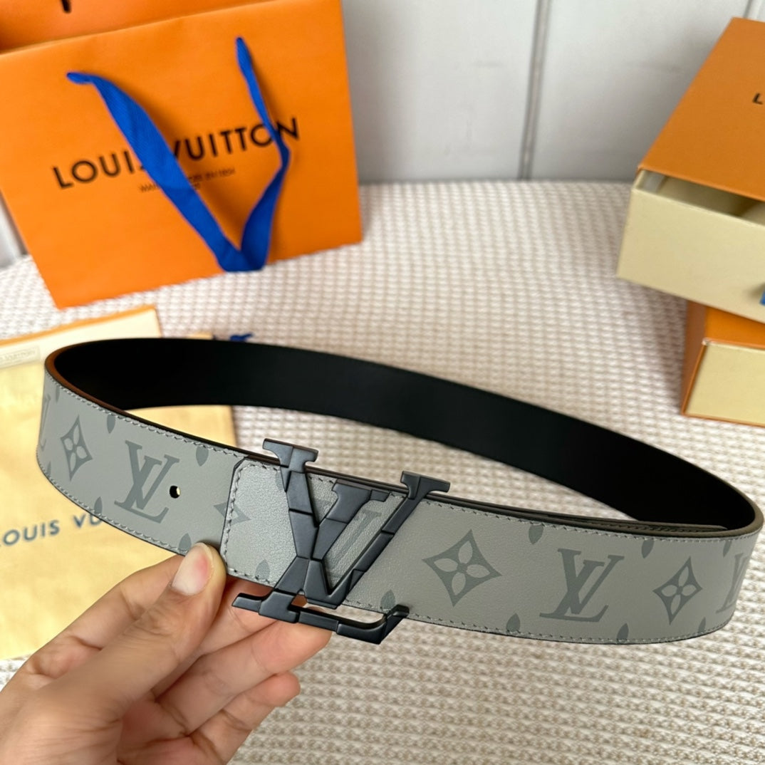 14E150PDE Stylish High quality belt With full package