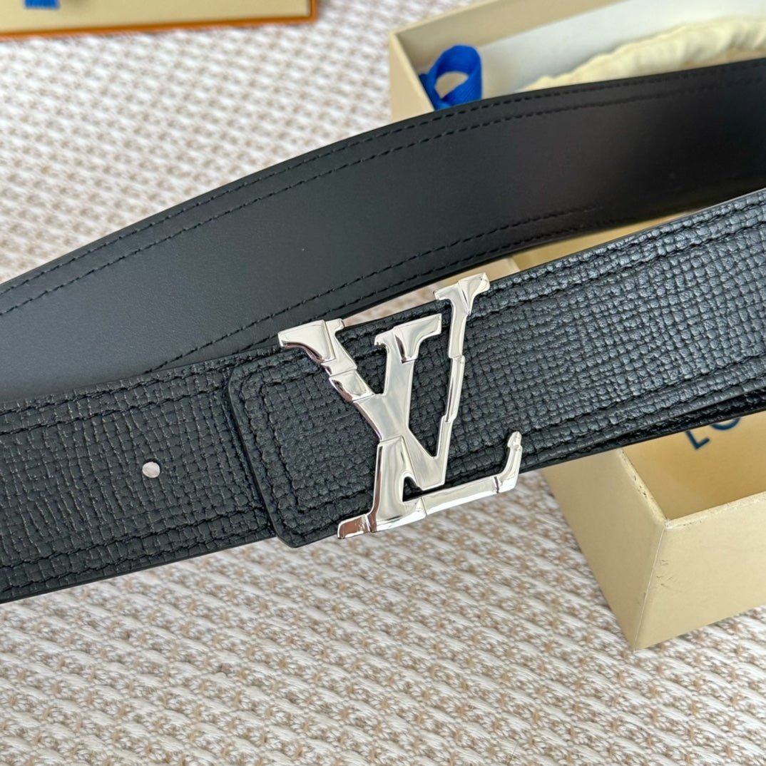 14E137PDE Stylish High quality belt With full package
