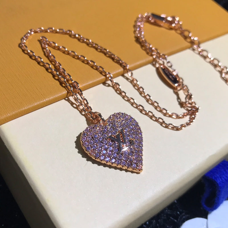 3E56XDE Stylish Necklaces