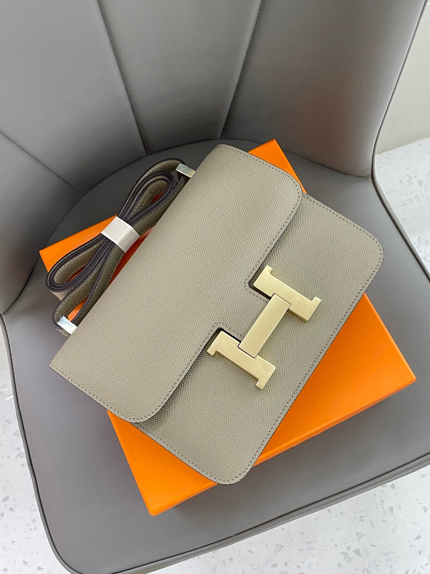 155NH64BDE Stylish leather bag