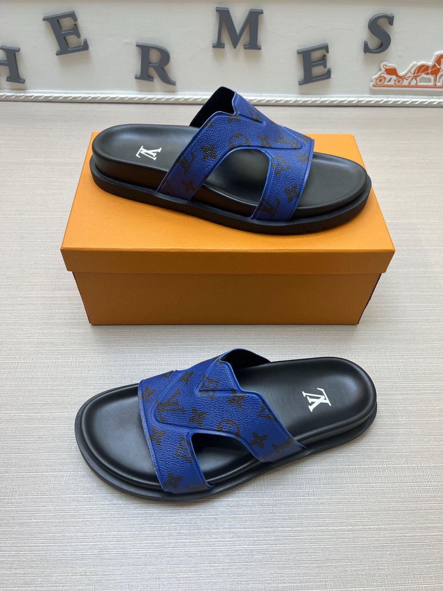 5LE228ZDE Stylish Slippers
