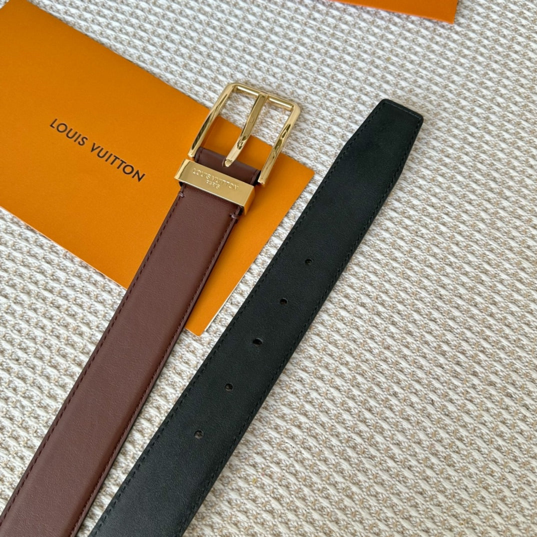 14E53PDE Stylish High quality belt With full package