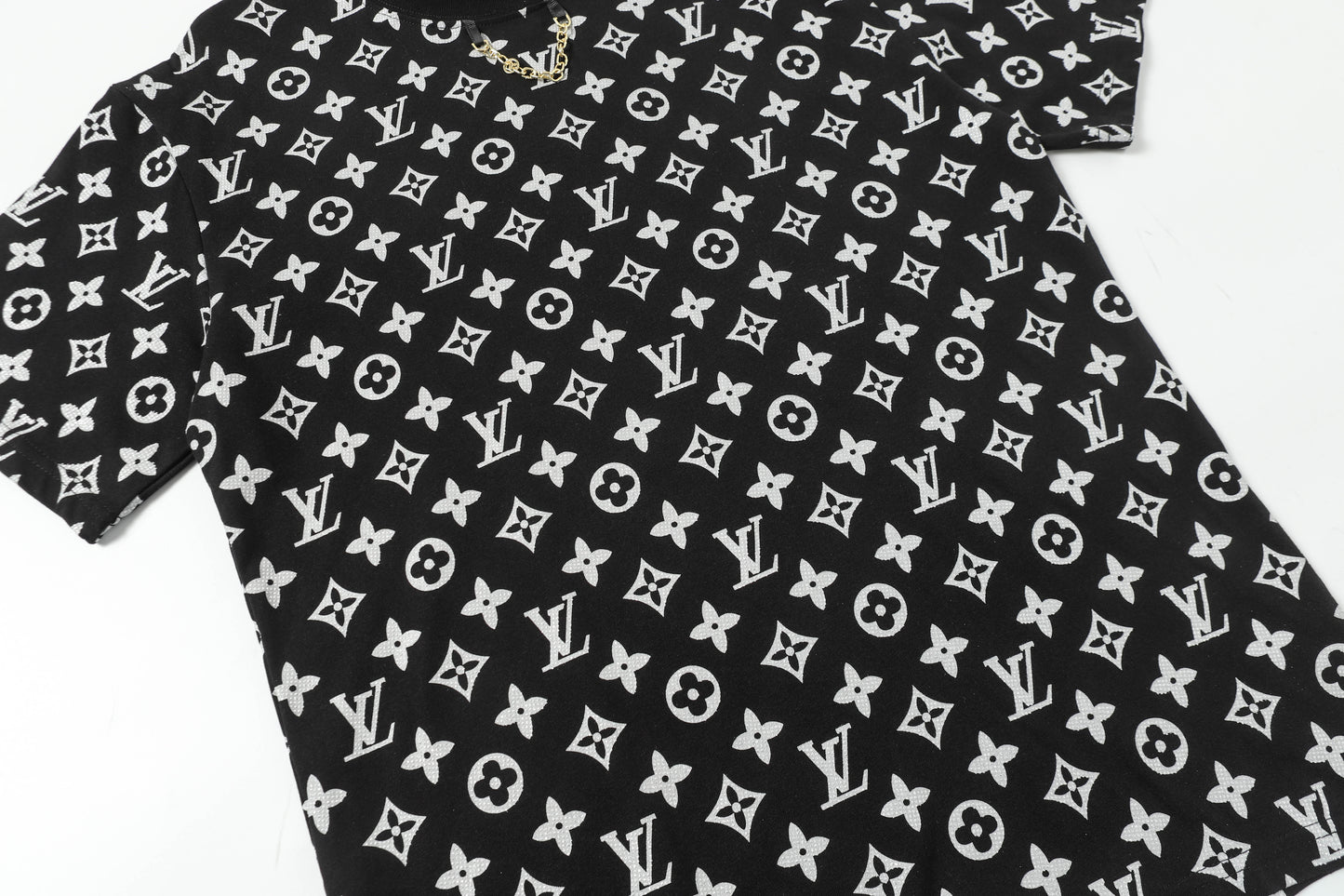 145RE152UDE Stylish T-shirt