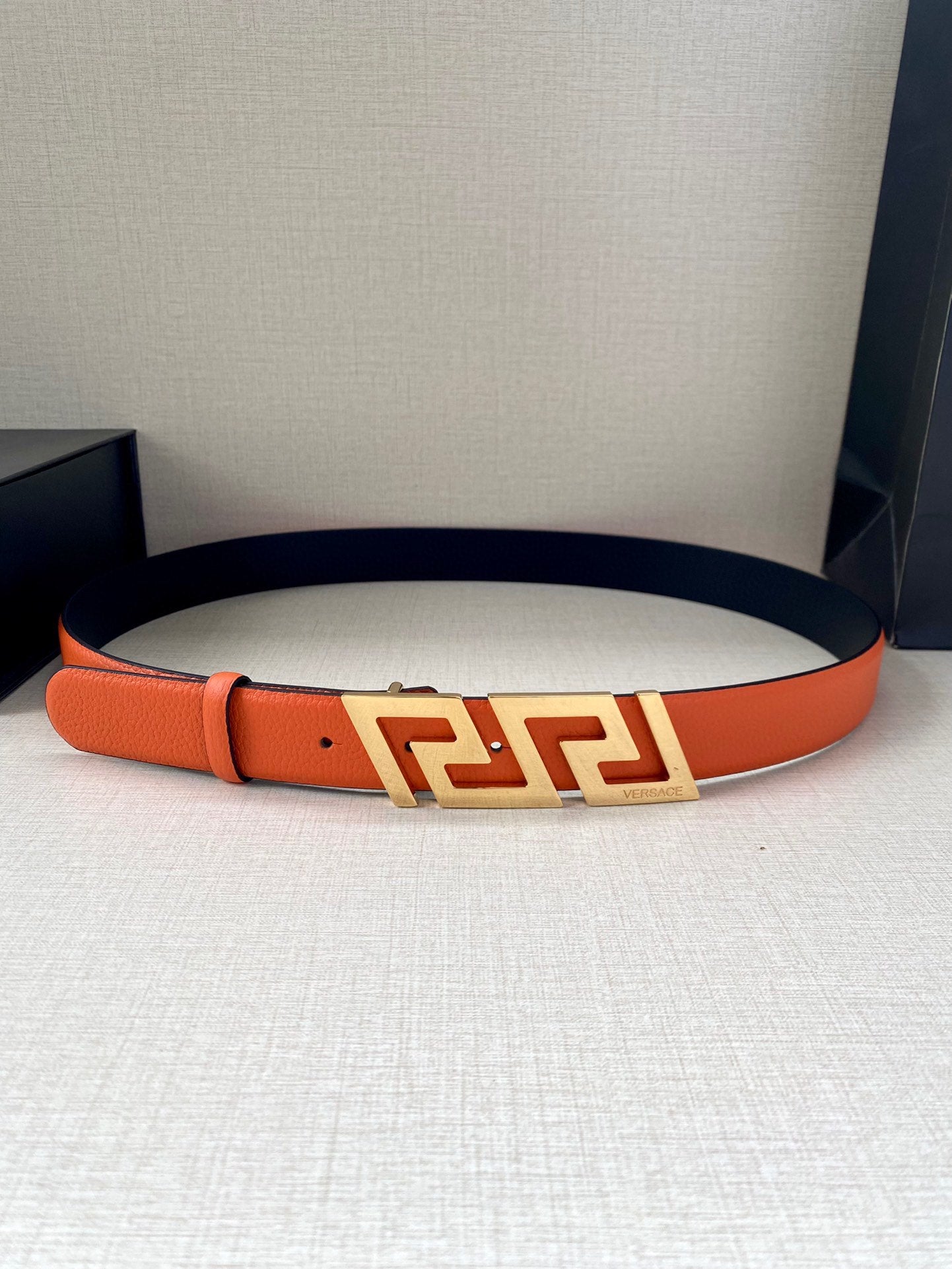 1WV166PDE Stylish High quality belt With full package