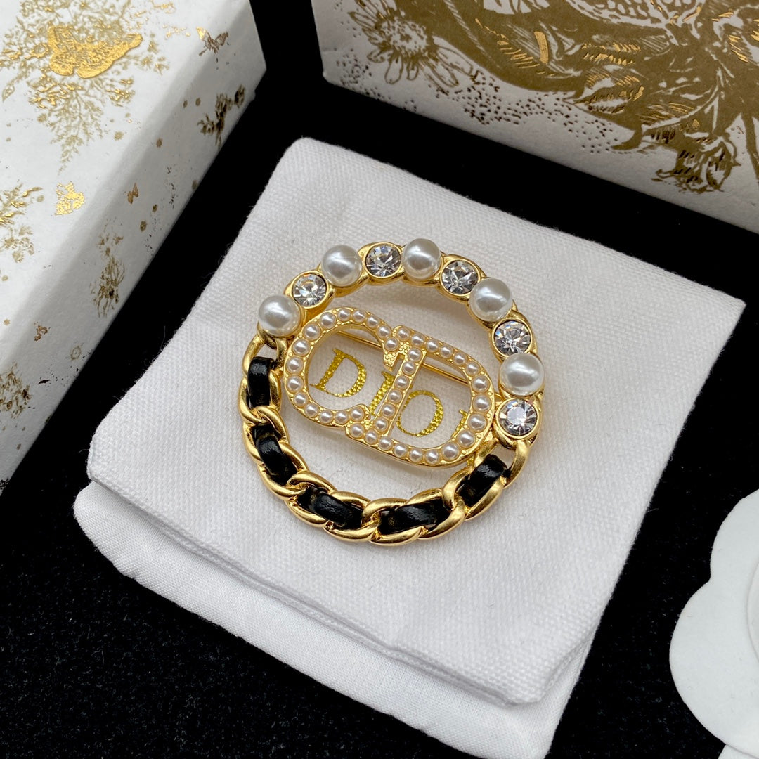 1XA583XDE Stylish Earrings Brooch Bracelets Necklaces