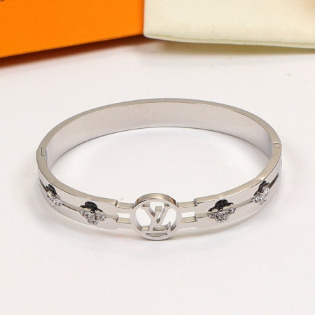 BE03KDE Stylish Bracelets