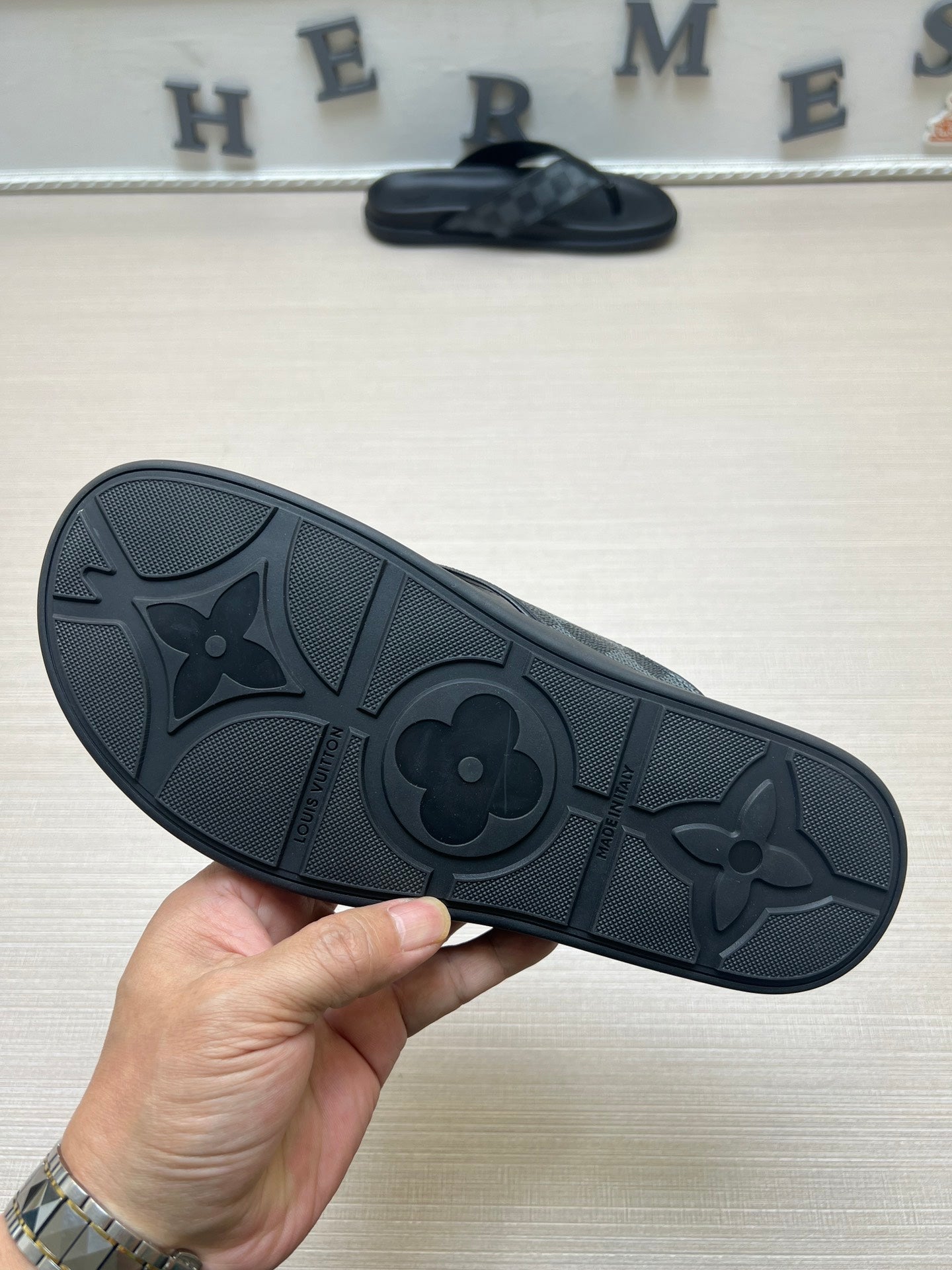 54E59ZDE Stylish slippers