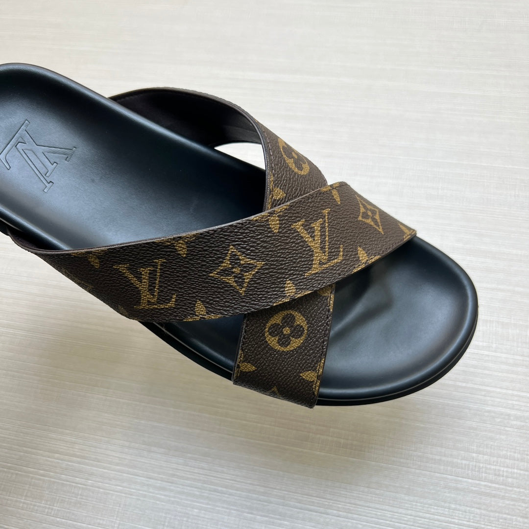 54E57ZDE Stylish slippers