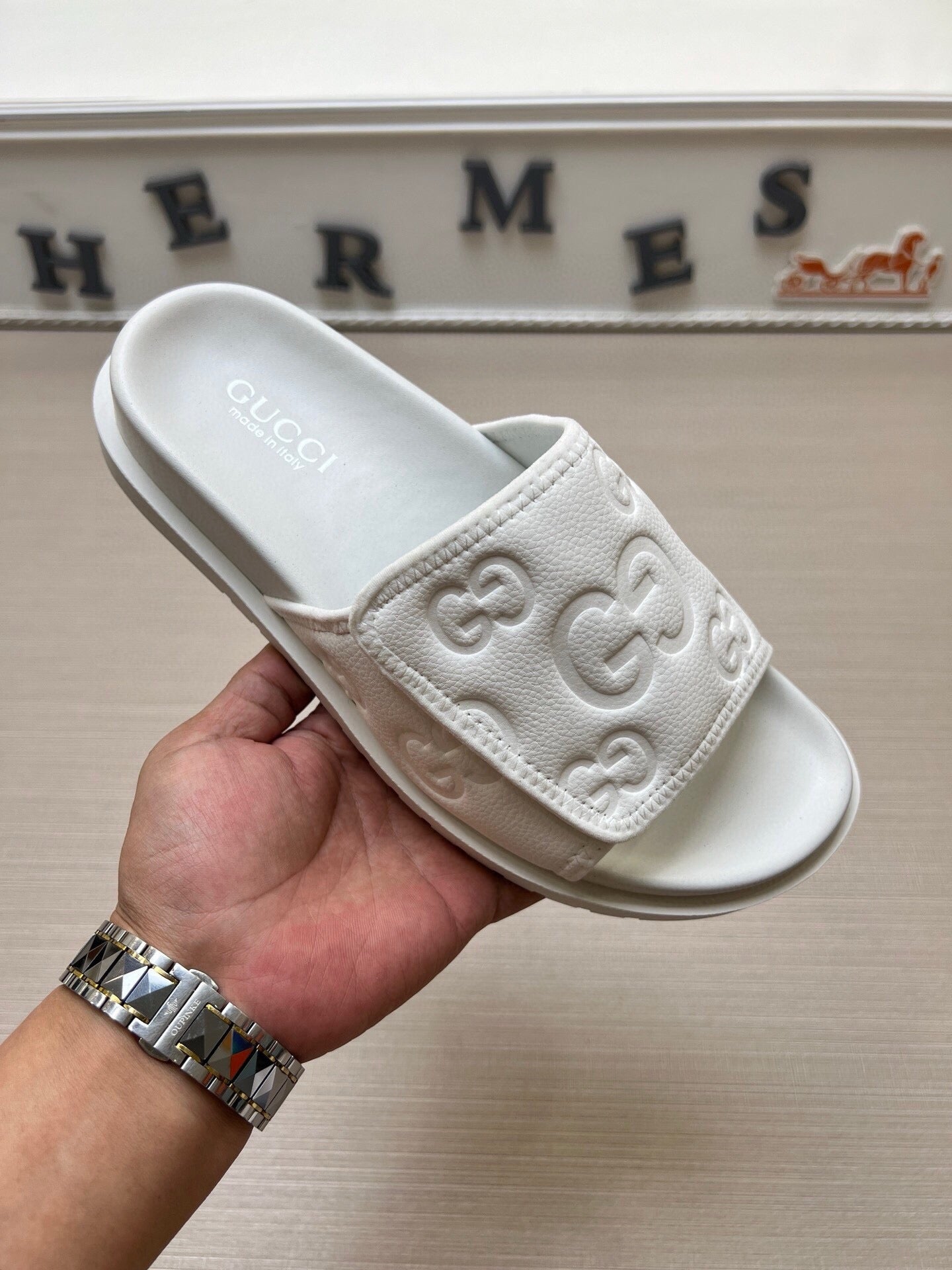 5LB230ZDE Stylish Slippers