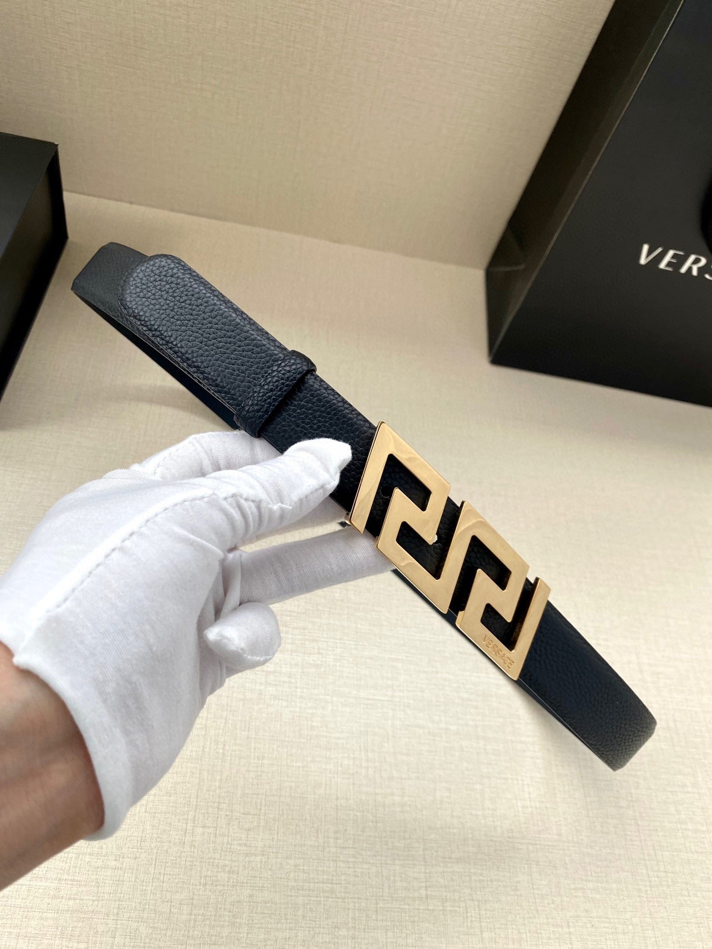 1WV166PDE Stylish High quality belt With full package