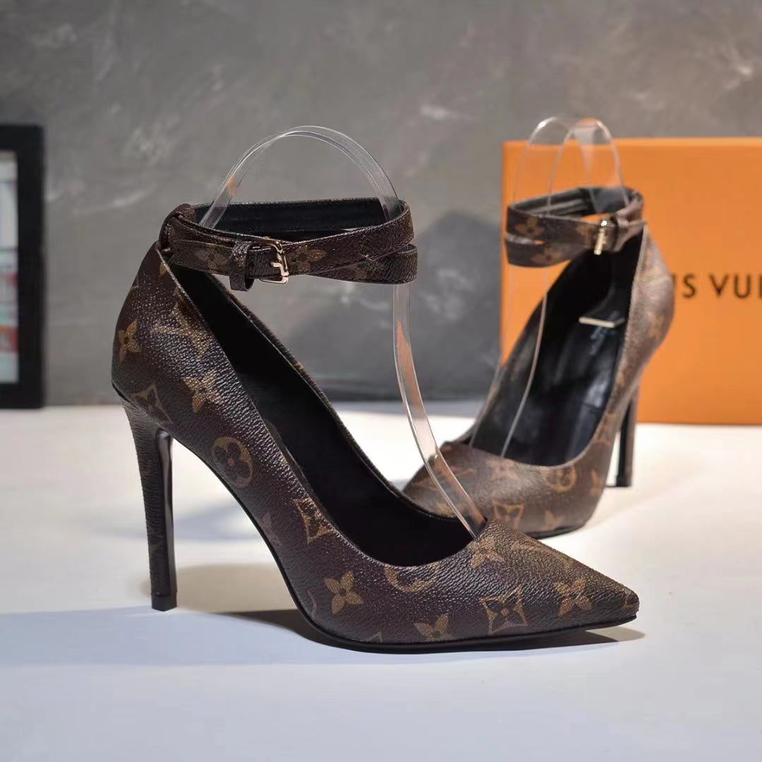 245RE35ZDE Stylish leather High heels