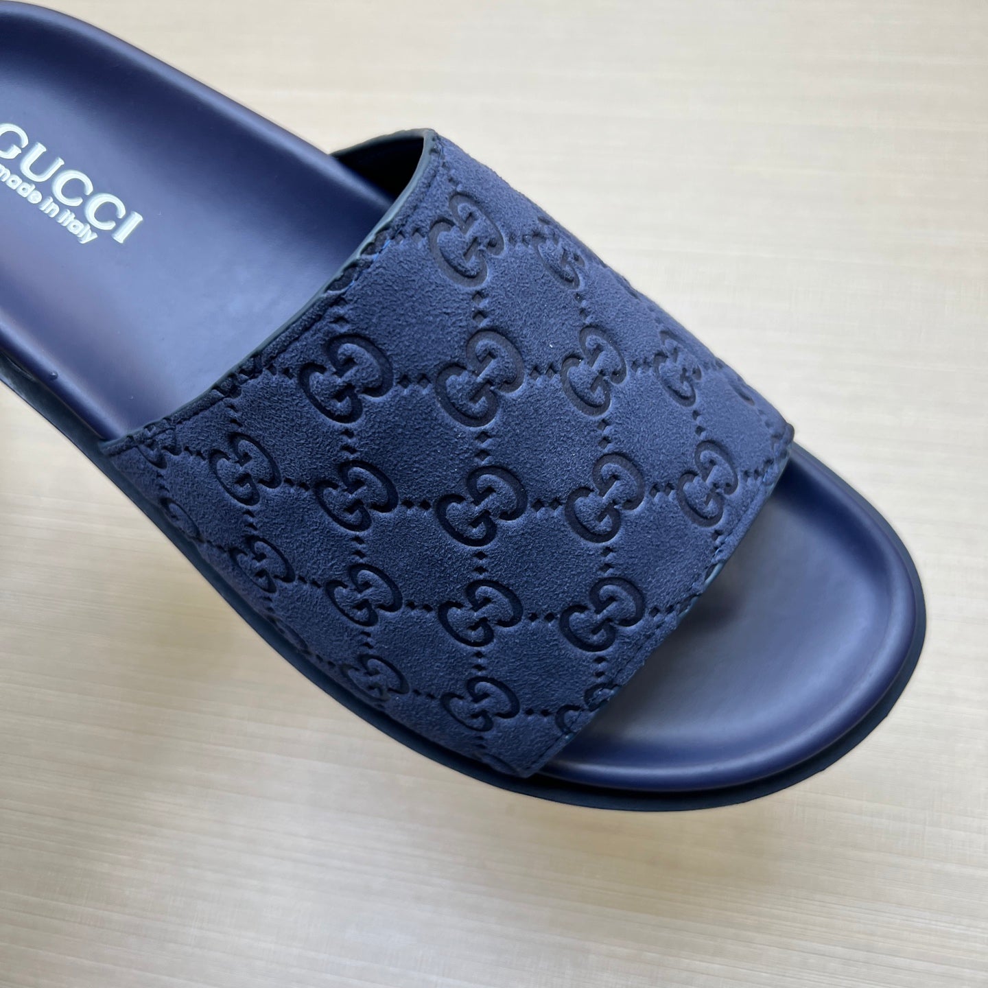 5QB15ZDE Stylish Slippers
