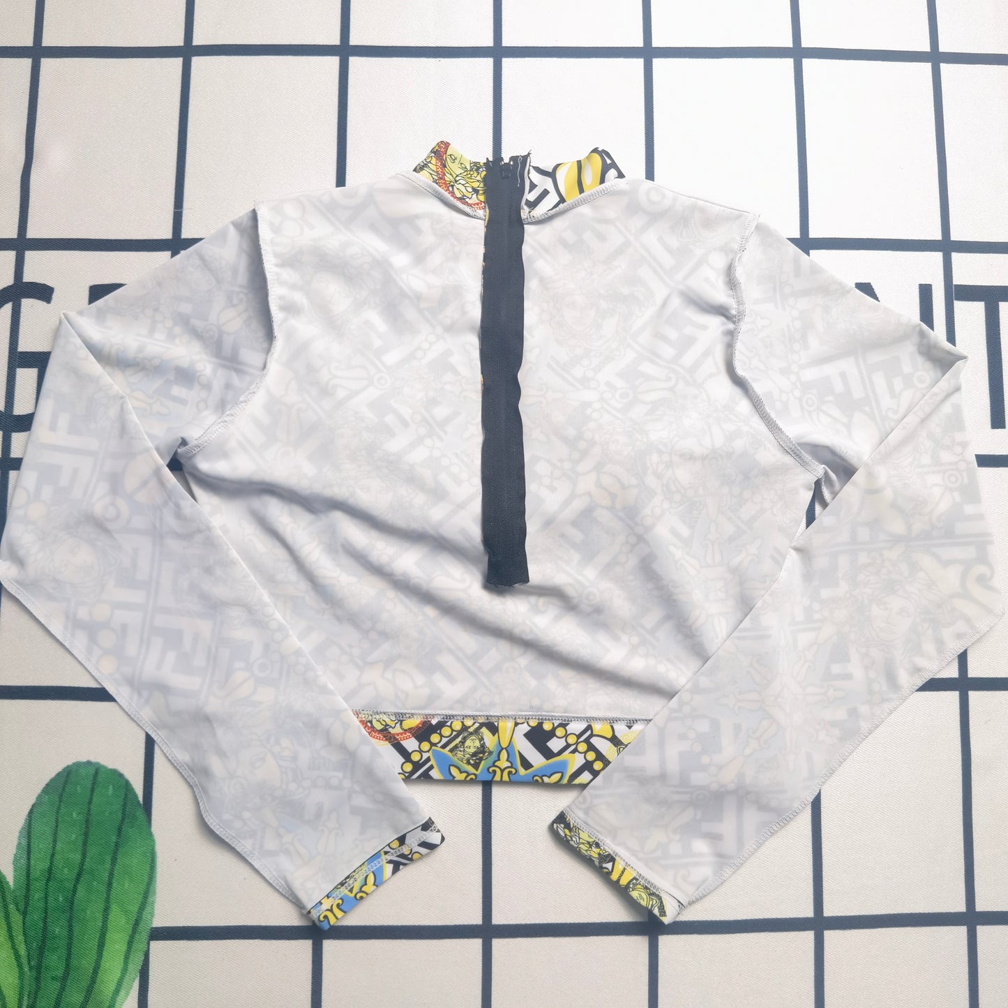 14V160YDE Stylish Long sleeve swimsuit