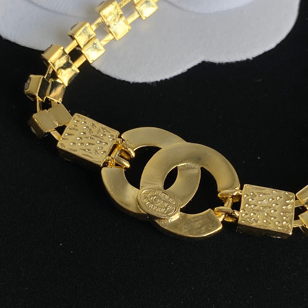 1YC163XDE Stylish Necklaces