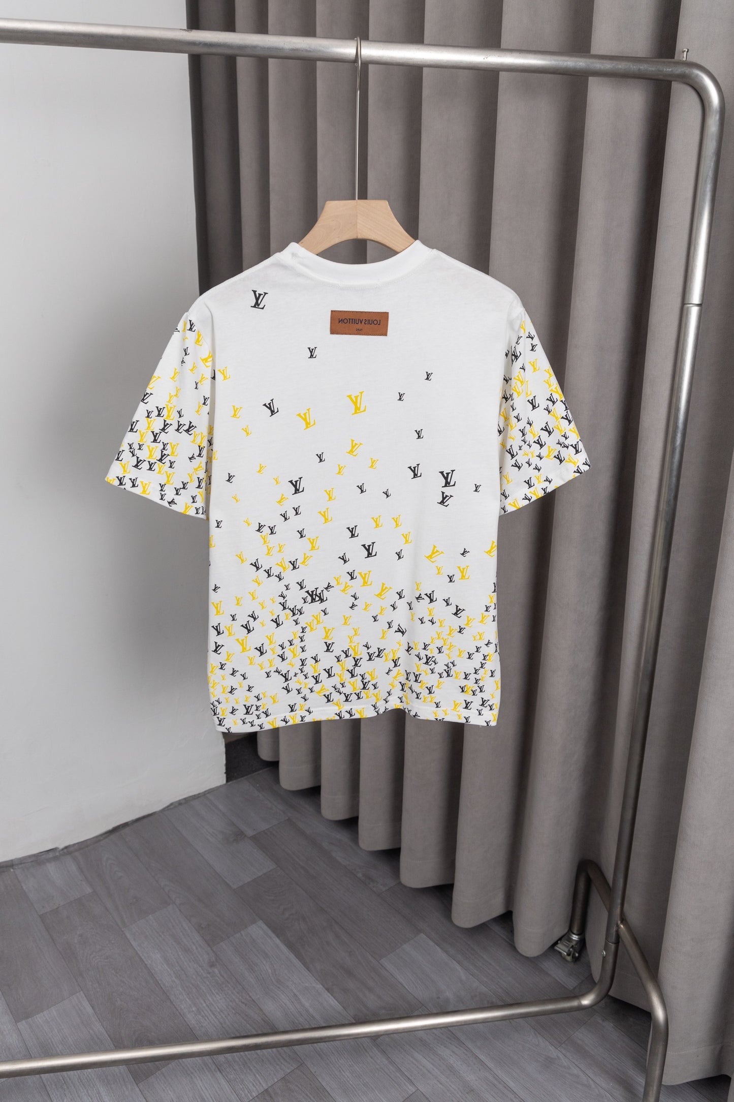 125WE1UDE Stylish T-shirts