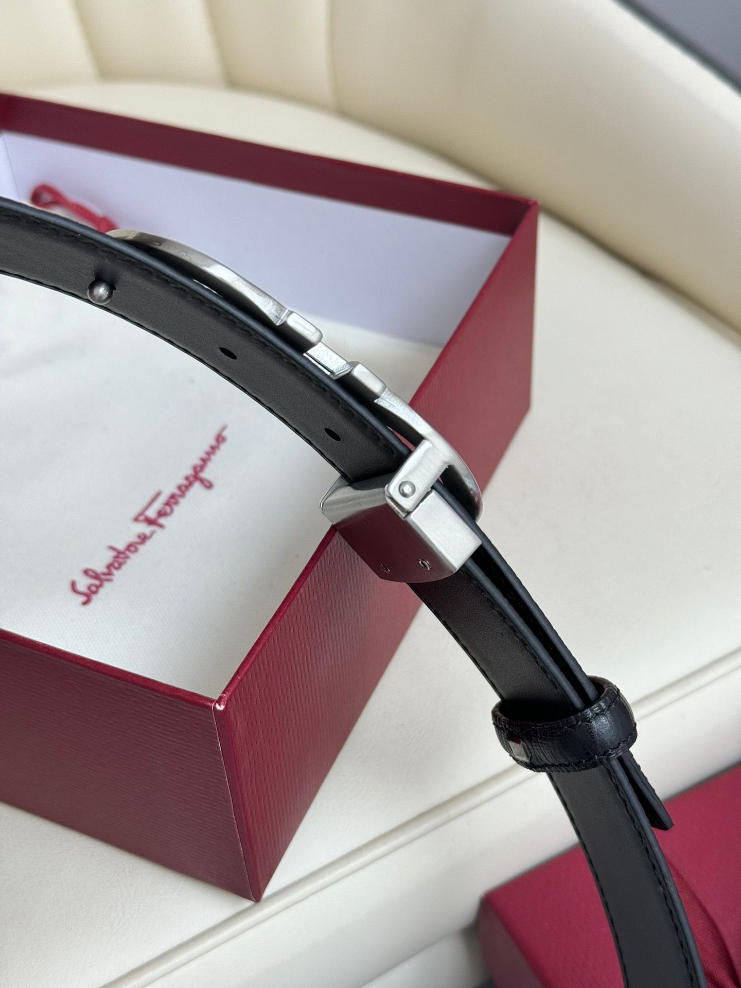 1WA171PDE Stylish High quality belt With full package