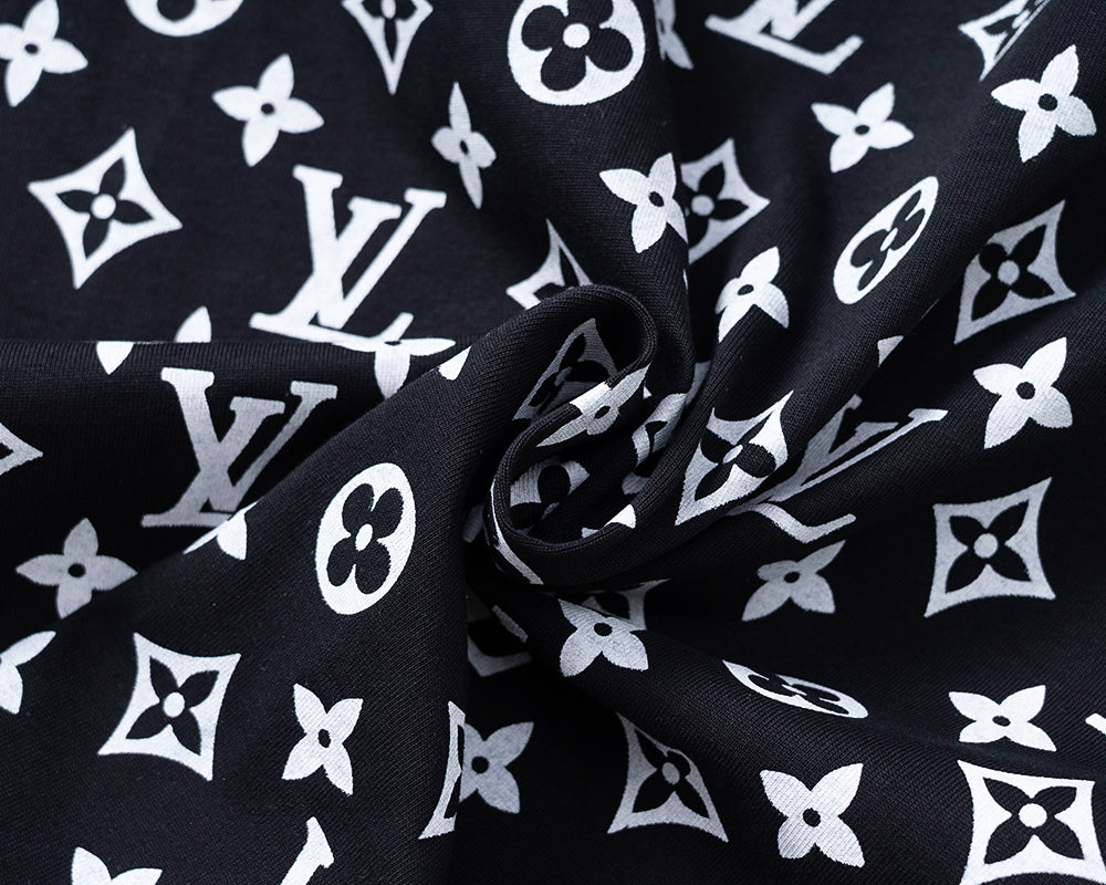 125WE70UDE Stylish T-shirts