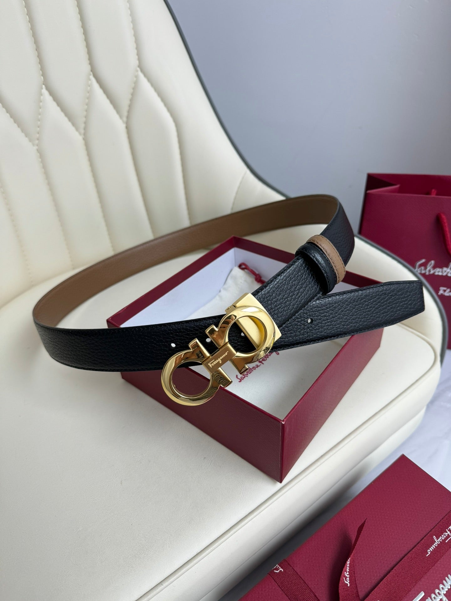 1WA169PDE Stylish High quality belt With full package