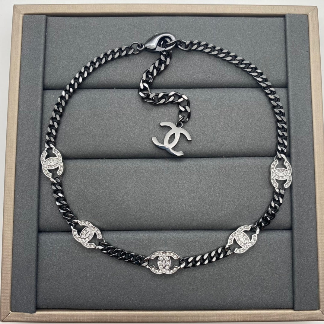 1NC81XDE Stylish necklace bracelet
