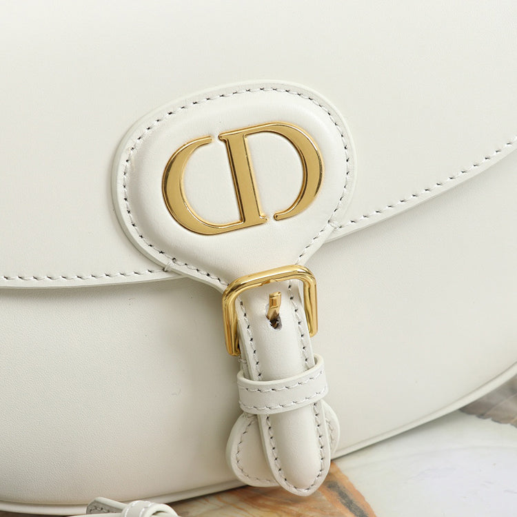1L48BDE Stylish leather bag