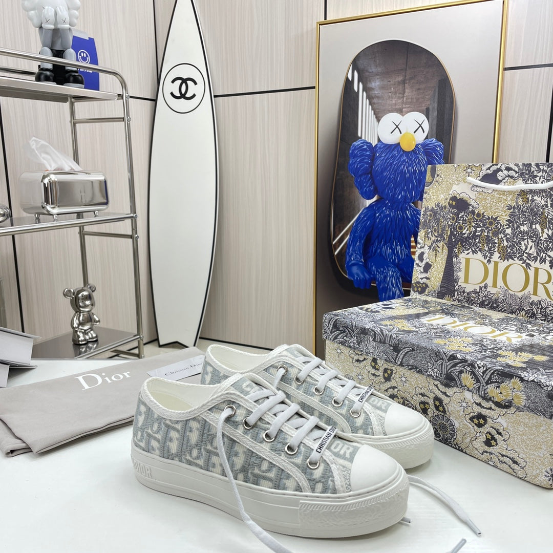 1XD65ZDE Stylish shoes