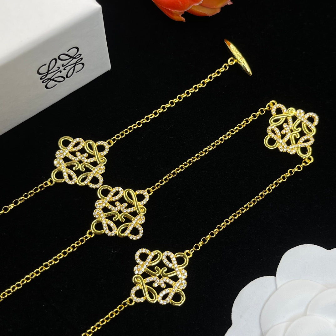 14A756KDE Stylish Earrings Bracelets Necklaces