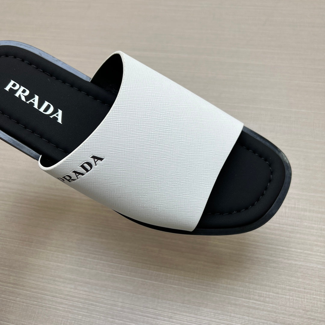54PD73ZDE Stylish slippers