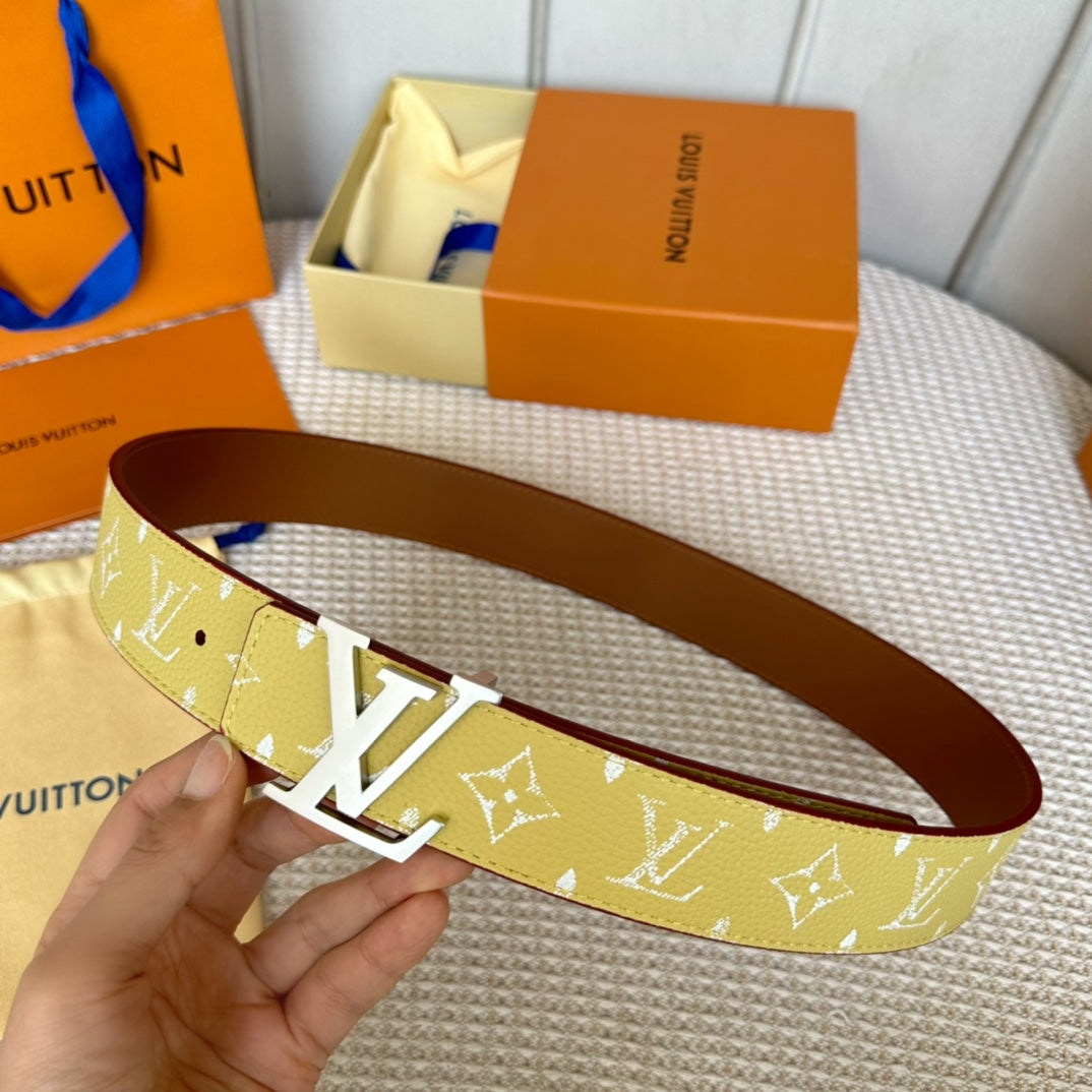 14E131PDE Stylish High quality belt With full package