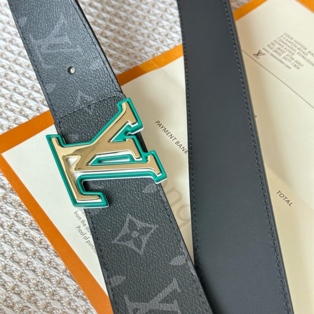 14E56PDE Stylish High quality belt With full package