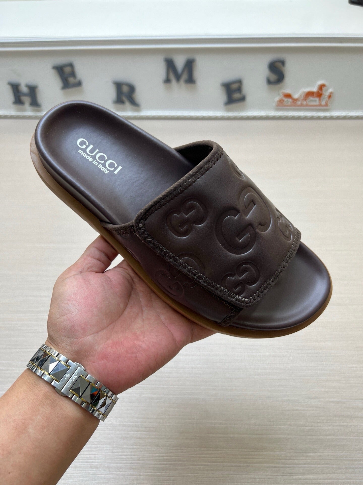 5LB230ZDE Stylish Slippers