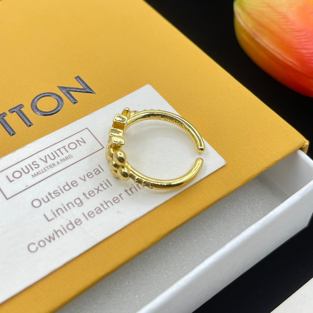 14E981JDE Stylish rings