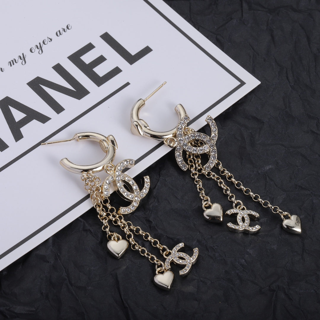 14E509EDE Stylish Earrings