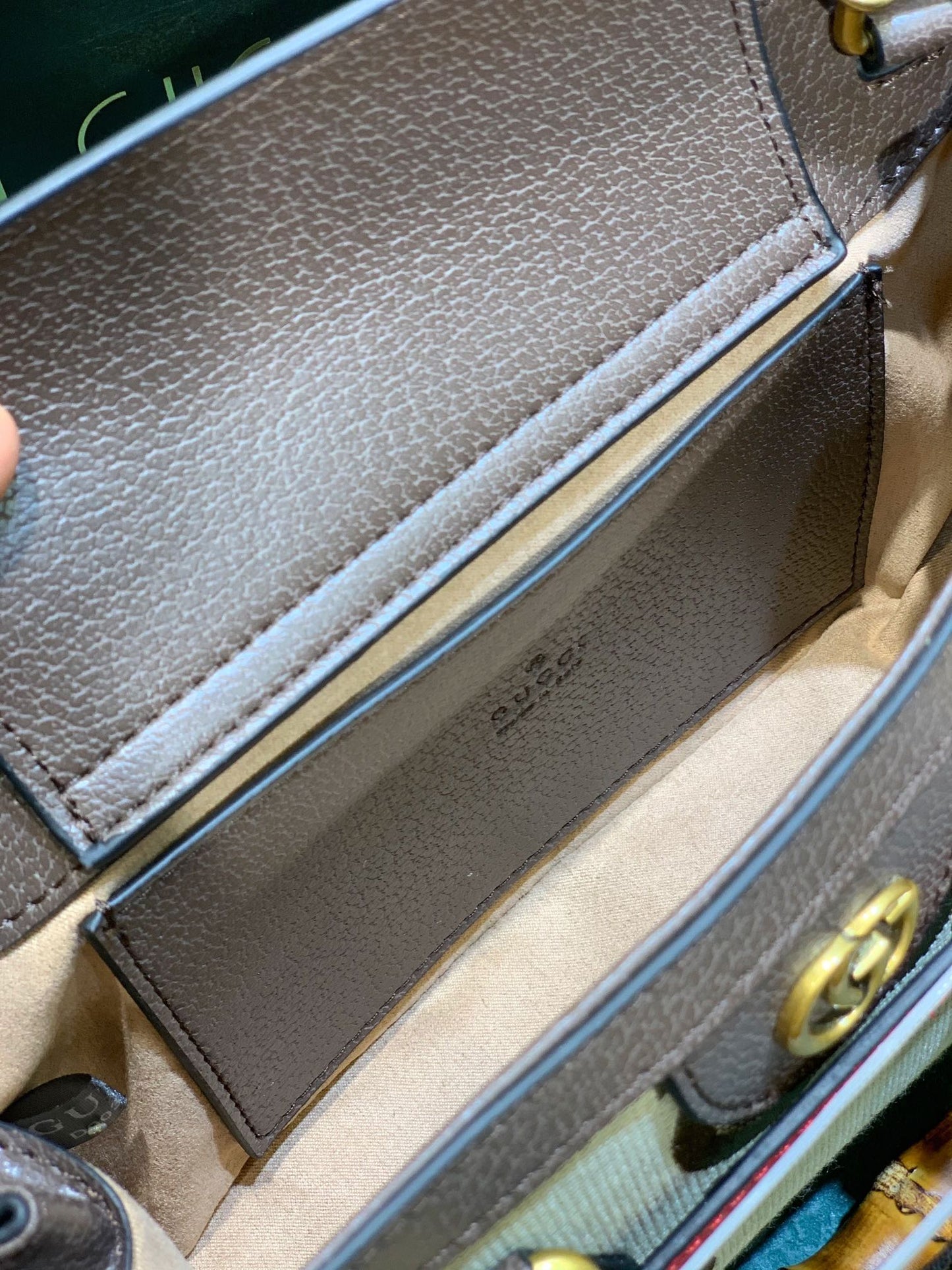 1XB114BDE Stylish leather bag