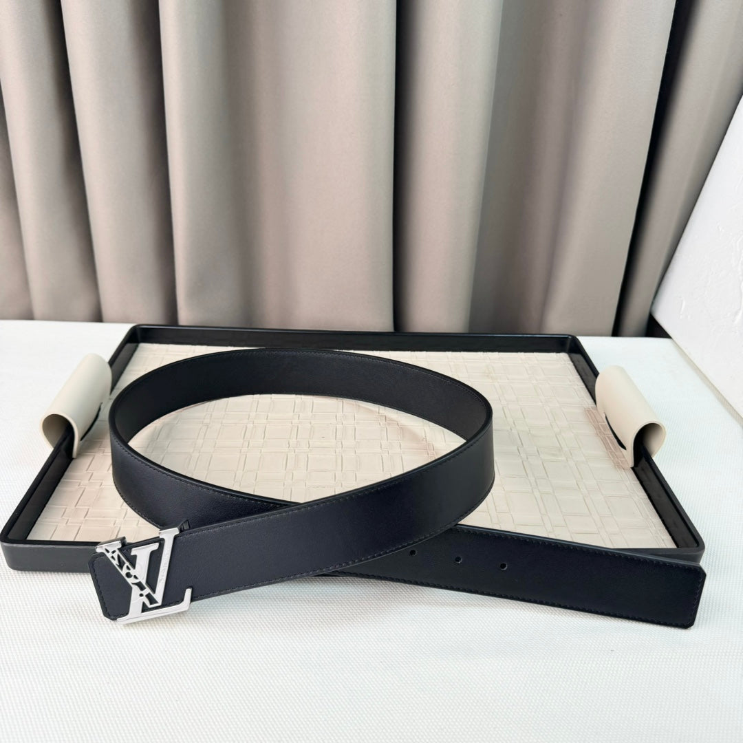 14E26PDE Stylish High quality belt With full package