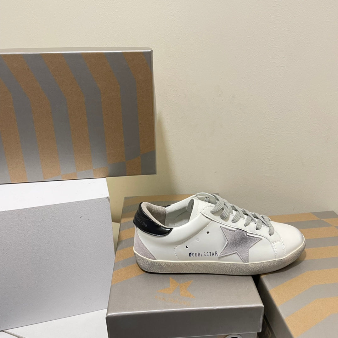 14GE114ZDE Stylish shoes