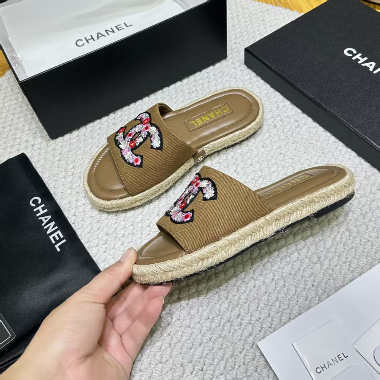 255QC43ZDE Stylish leather shoes