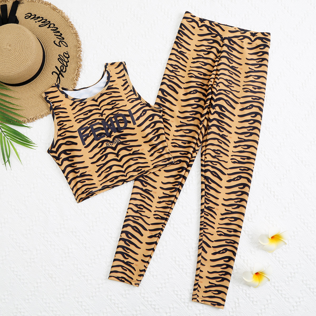 14F84YDE Stylish Long sleeve swimsuit
