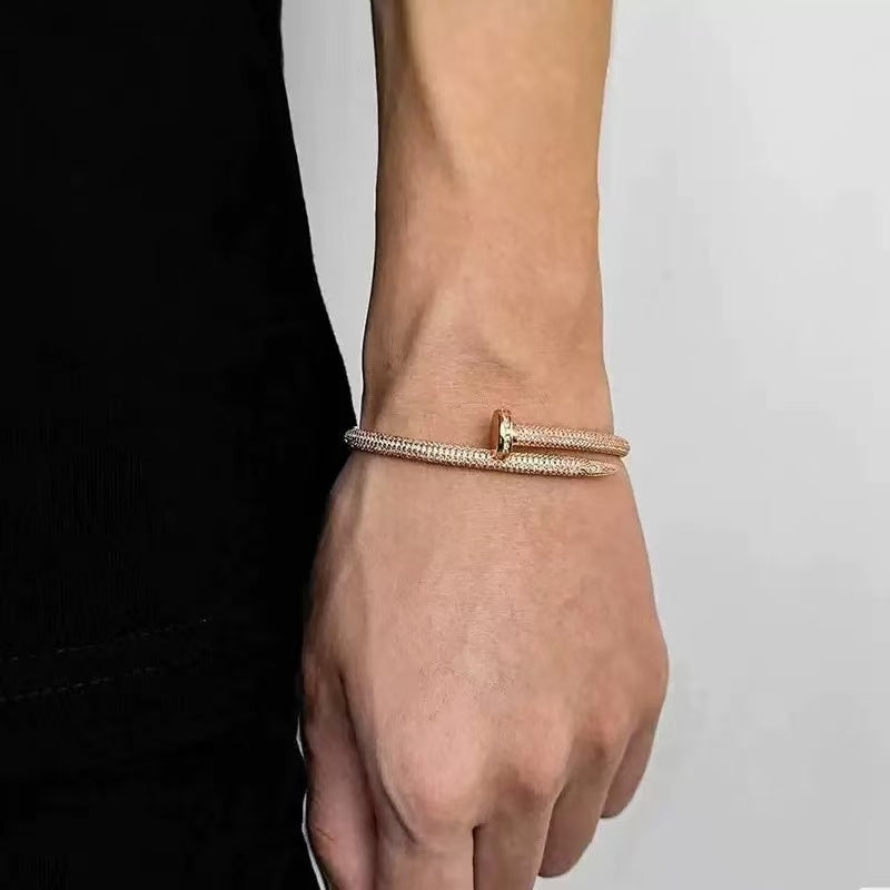 P65XK1KDE Stylish high quality bracelet)