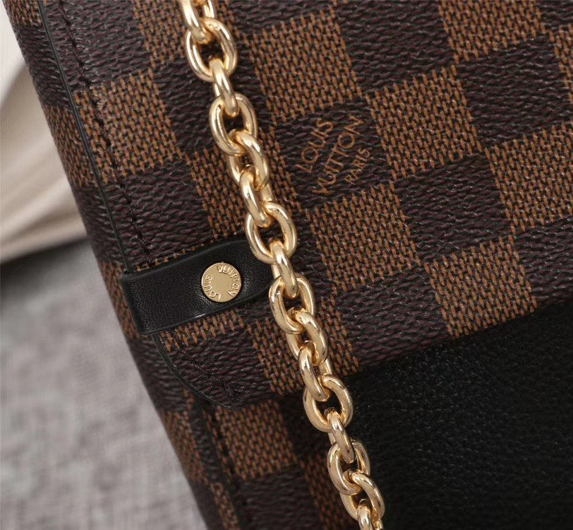 2XE52BDE Stylish leather bag