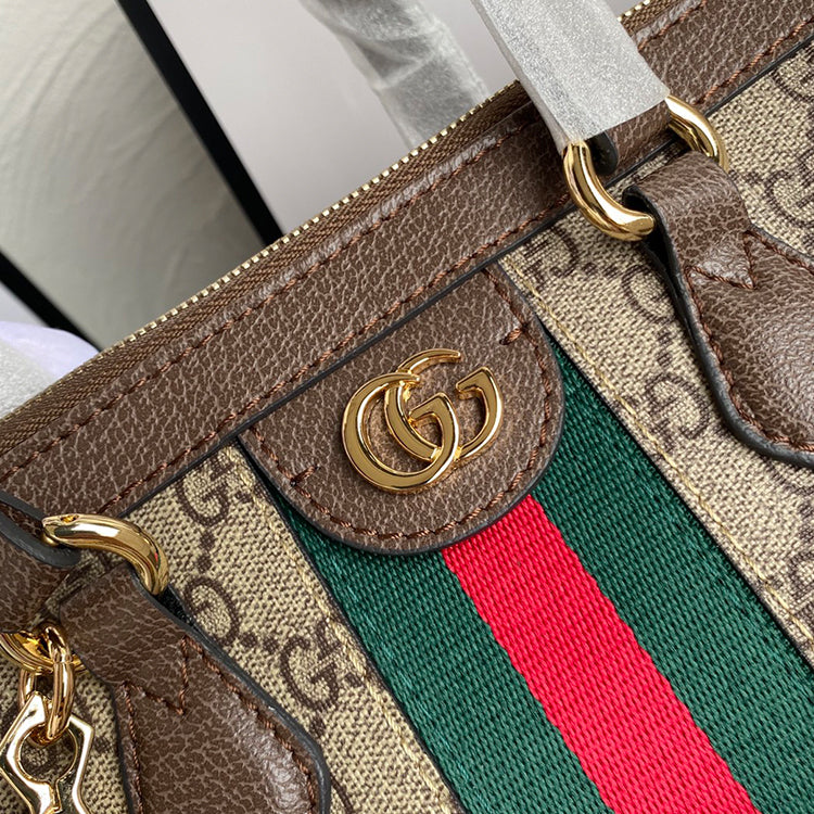 1B57BDE Stylish leather bag